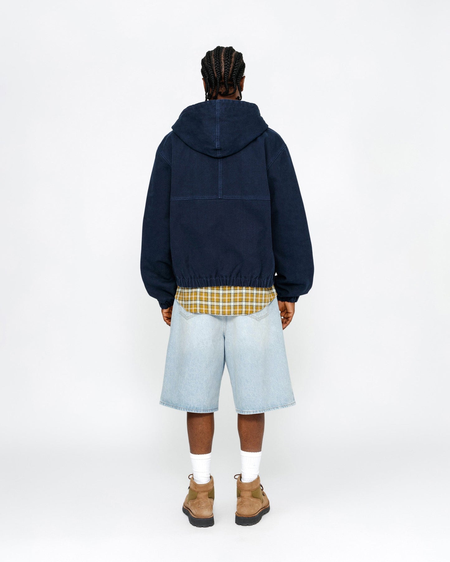 GROSSE, ALTE, KURZE DENIM-HOSE 