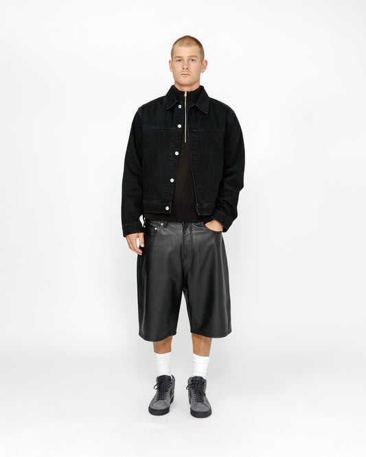 GRAND SHORT EN CUIR 