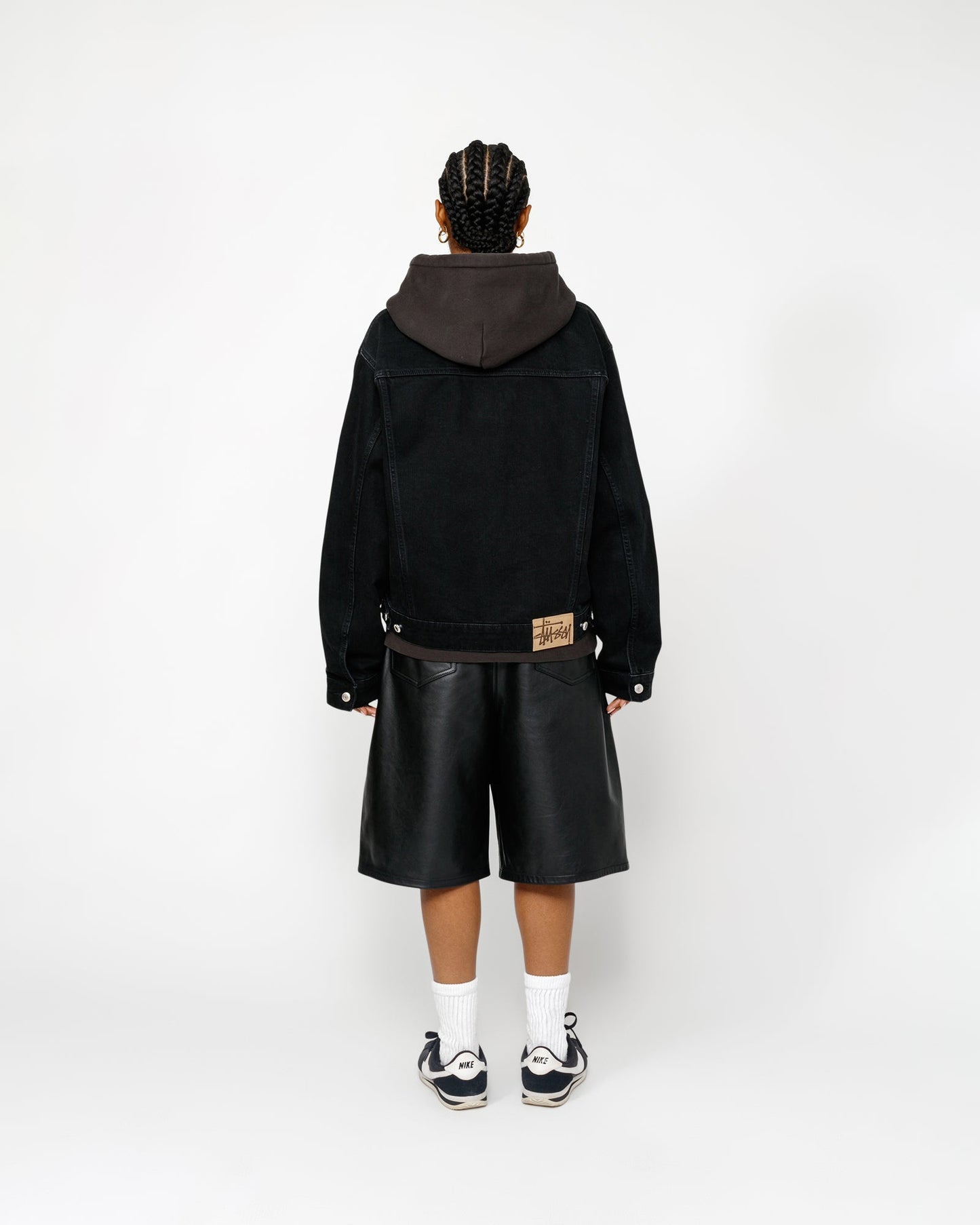GRAND SHORT EN CUIR 