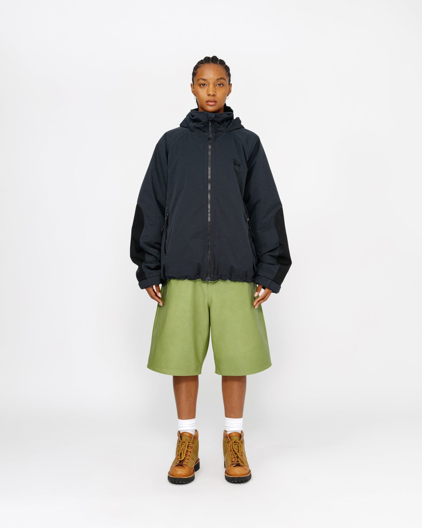 GRAND SHORT EN CUIR 