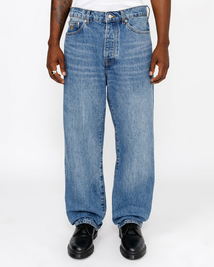 NEUER KLASSISCHER JEAN-DENIM 