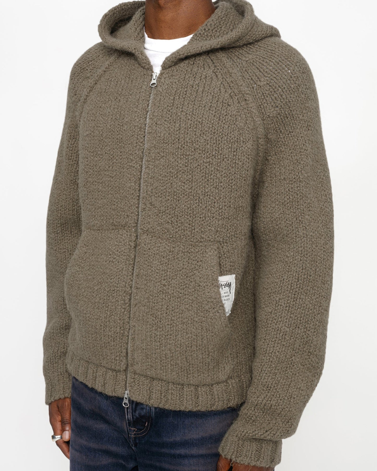Grobgestrickter Kapuzenpullover mit Reißverschluss 