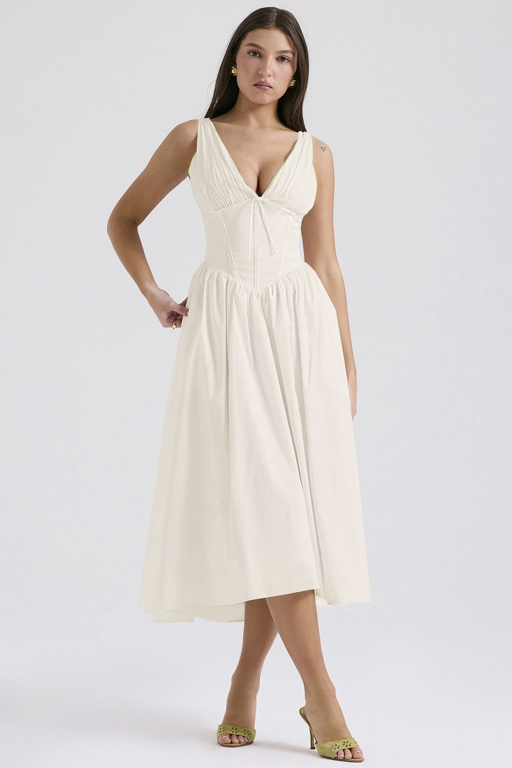 Stilvolles Swing-Kleid mit Blumenmuster und V-Ausschnitt🌺Kaufen Sie 2, kostenloser Versand
