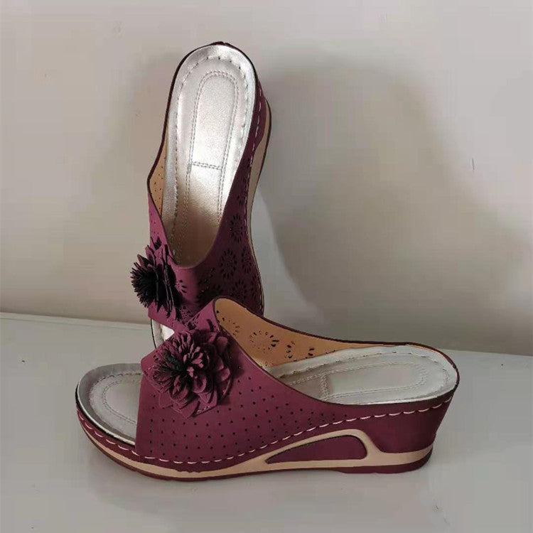 2023 Orthopädische Keilsandalen mit weicher Sohle und Massage 