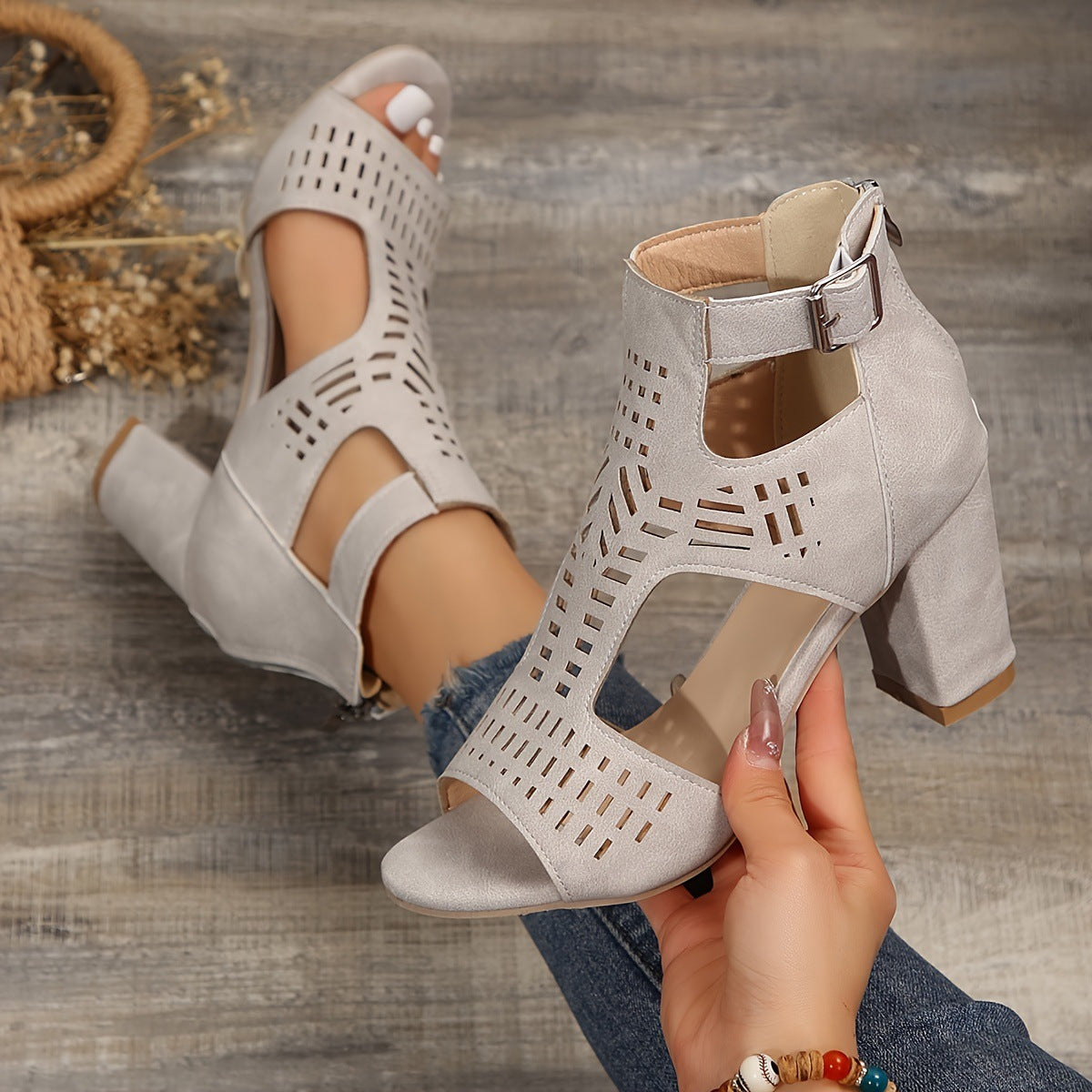 🔥 Promotion du dernier jour - 50 % de réduction - Sandales orthopédiques rétro à talons hauts pour femmes 