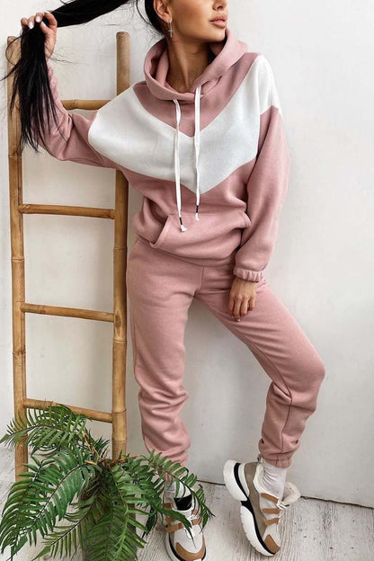 Damen Athleisure Sweatshirt mit Kapuze in Kontrastfarbe 