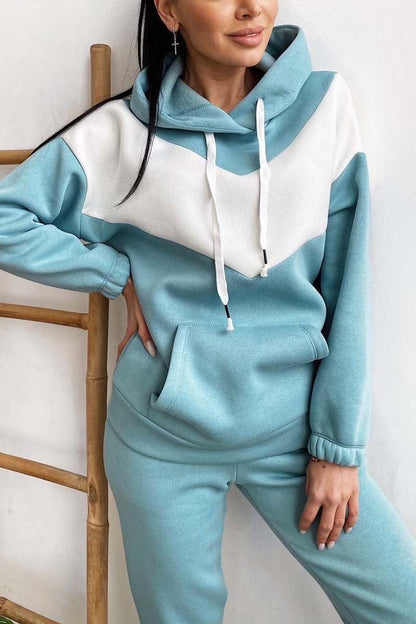Damen Athleisure Sweatshirt mit Kapuze in Kontrastfarbe 