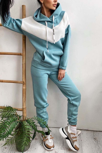 Damen Athleisure Sweatshirt mit Kapuze in Kontrastfarbe 